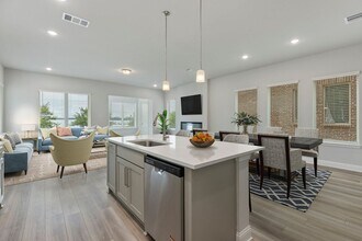 7013 Sunset Blvd in Rowlett, TX - Building Photo - Building Photo