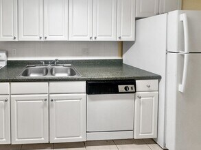 2411 8th St in Sarasota, FL - Building Photo - Building Photo