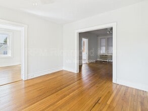 2400 Barton Ave in Richmond, VA - Foto de edificio - Building Photo