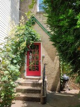 48 St Pauls Ave in Jersey City, NJ - Building Photo - Building Photo