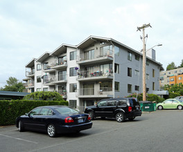 Magnolia View in Seattle, WA - Foto de edificio - Building Photo