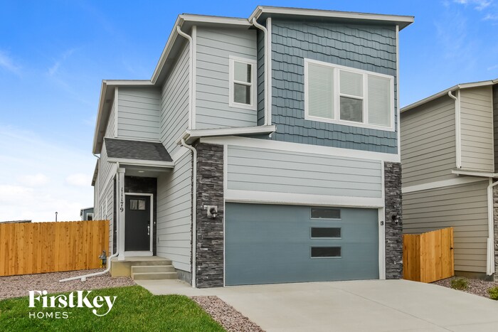 11179 Murrelet Dr in Colorado Springs, CO - Foto de edificio