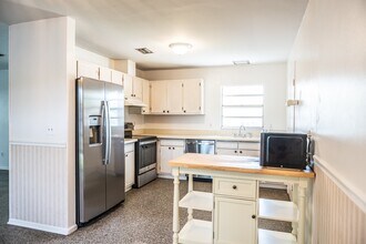 912 Plato Ave in Orlando, FL - Building Photo - Building Photo