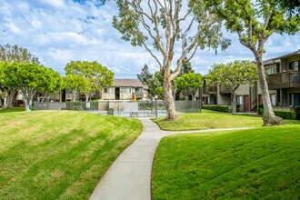 Westlake Village in Costa Mesa, CA - Building Photo - Building Photo