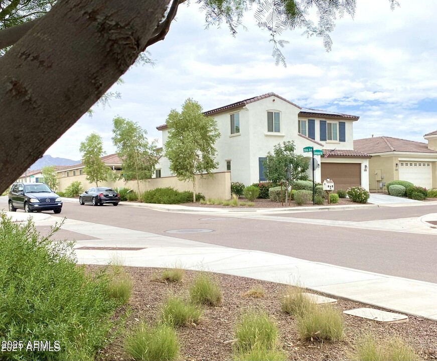 20992 W Coronado Rd in Buckeye, AZ - Building Photo