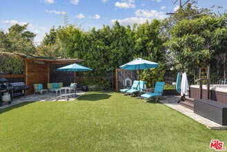 10521 Cushdon Ave in Los Angeles, CA - Building Photo - Building Photo