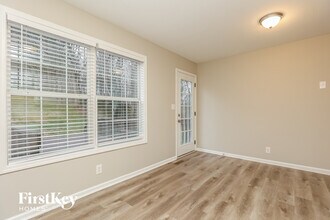 2953 Core Dr in Clarksville, TN - Foto de edificio - Building Photo