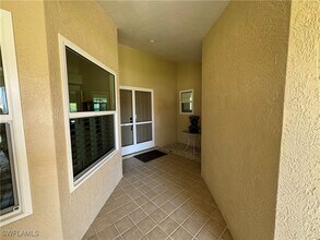 132 Granville Ct in Naples, FL - Building Photo - Building Photo