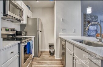 11 Hamiltons Bay Ct in Lake Wylie, SC - Building Photo - Building Photo