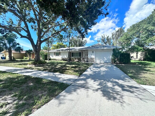 1422 Byram Dr in Clearwater, FL - Building Photo - Building Photo