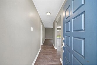 2509 33rd Ave N in Texas City, TX - Building Photo - Building Photo