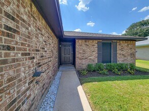 4916 Sandalwood Ave in Rosenberg, TX - Building Photo - Building Photo