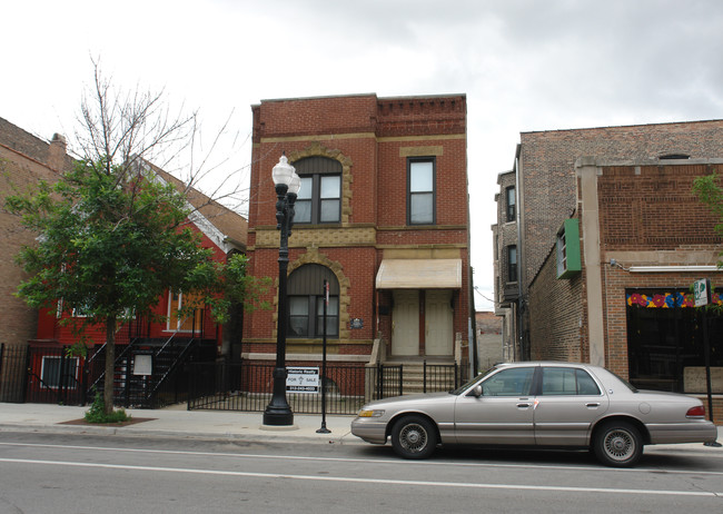 2249 W Taylor St in Chicago, IL - Building Photo - Building Photo