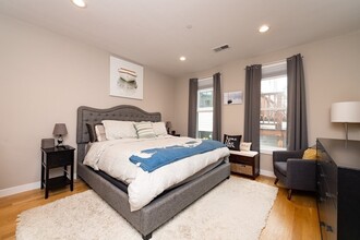 280 Gold St, Unit 2 in Boston, MA - Building Photo - Building Photo