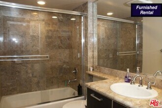 1319 N Detroit St in Los Angeles, CA - Building Photo - Building Photo