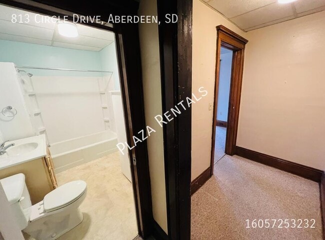 property at 19 7th Ave SE