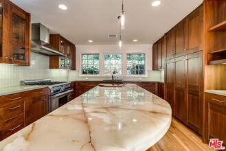 1616 Ashland Ave in Santa Monica, CA - Building Photo - Building Photo