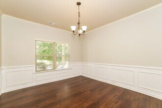 107 Valdosta Ave in Canton, GA - Building Photo - Building Photo