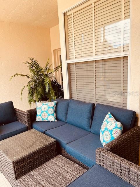 9580 High Gate Dr in Sarasota, FL - Foto de edificio - Building Photo