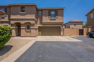 9534 N 82nd Ln in Peoria, AZ - Building Photo