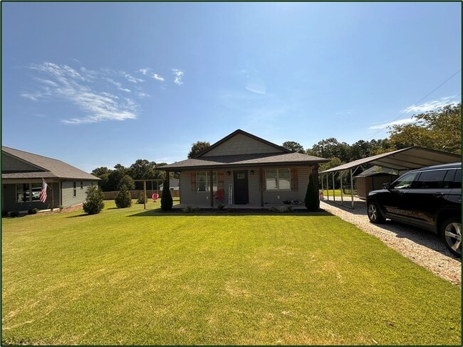property at 300 Cottage Hl Ct