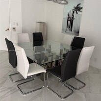 19355 Turnberry Way in Miami, FL - Building Photo