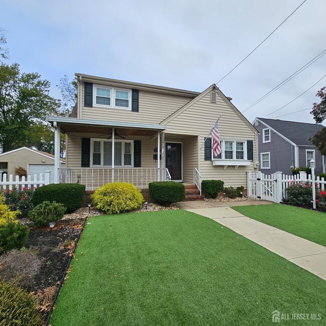 229 Harris Ave in Middlesex, NJ - Building Photo - Building Photo