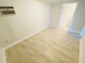 2230 NW 51st Terrace in Miami, FL - Building Photo - Building Photo