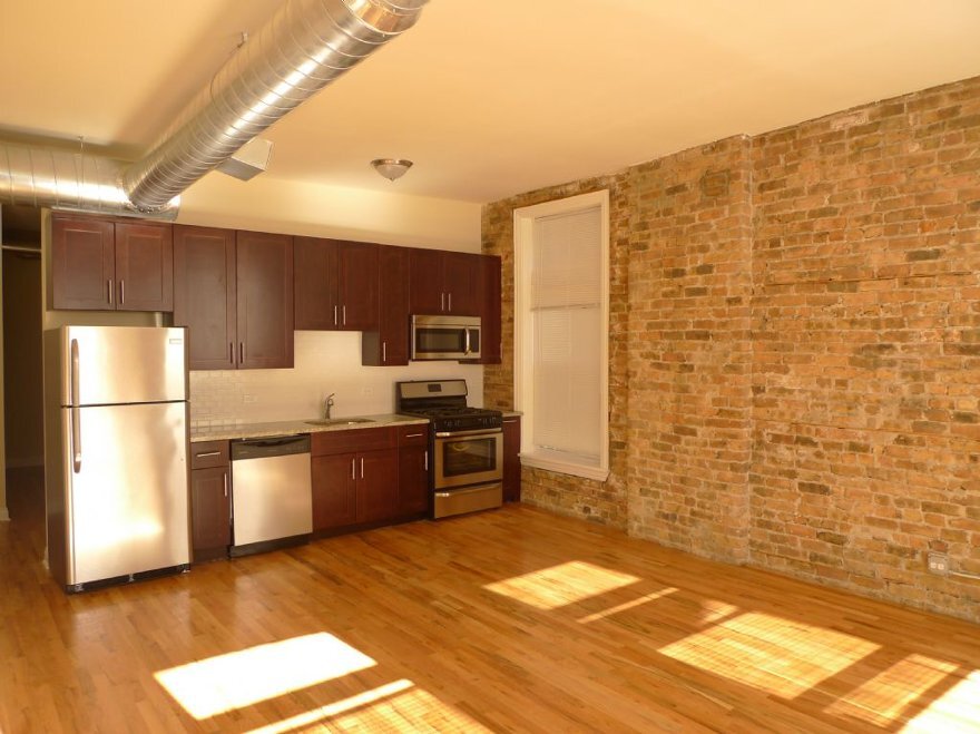 1318 N Wood St, Unit 1316-B in Chicago, IL - Building Photo