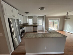 20 Tara Dr in Torrington, CT - Building Photo - Building Photo