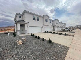 3843 Mustang Vly Dr in Washington, UT - Building Photo