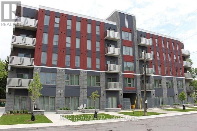 property at 77-477 Leland St