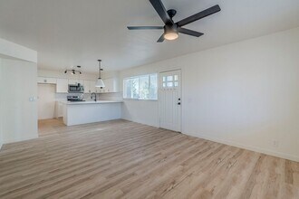 4720 E Belleview St in Phoenix, AZ - Building Photo - Building Photo