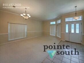 10203 Grackle Ct in Pensacola, FL - Foto de edificio - Building Photo