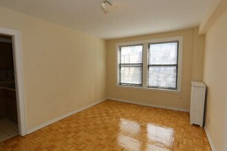 744 W Belmont, Unit A00C in Chicago, IL - Foto de edificio - Building Photo