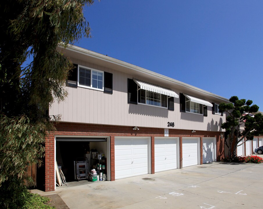 246 Coronado Ave in Long Beach, CA - Building Photo