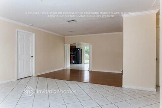 5581 S 36th St in Greenacres, FL - Building Photo - Building Photo