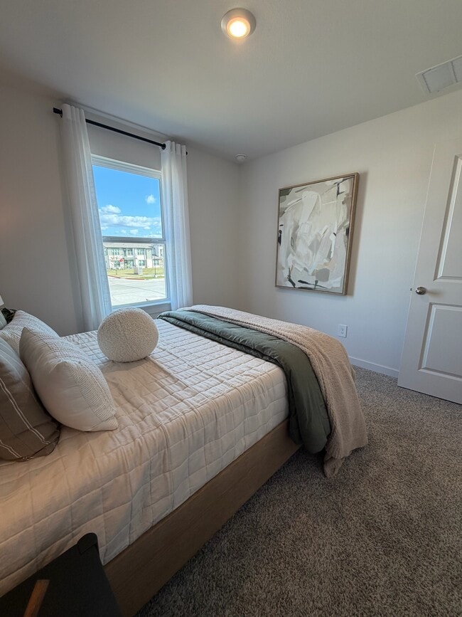 property at 3550 Blue Mockingbird St