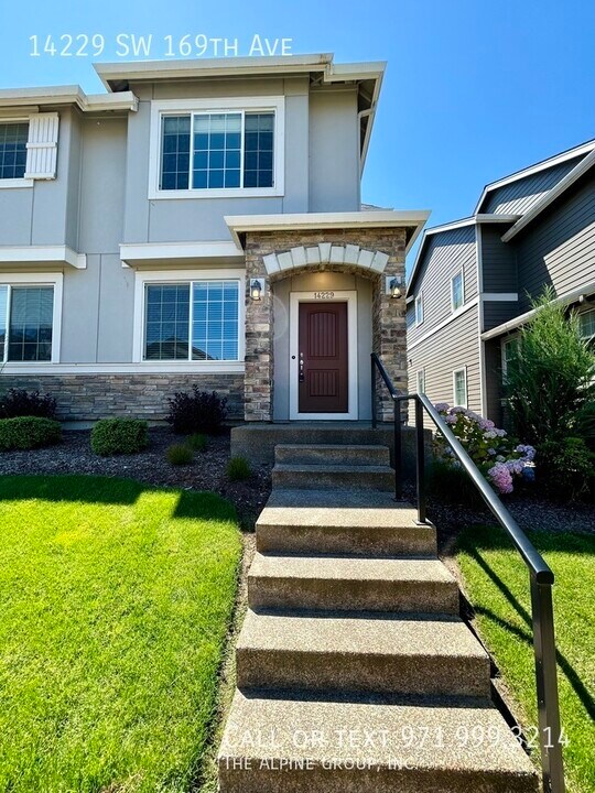 14229 SW 169th Ave in Tigard, OR - Building Photo