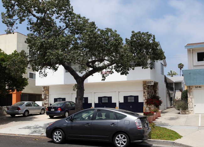 Fidel Apartments in Santa Monica, CA - Building Photo - Building Photo