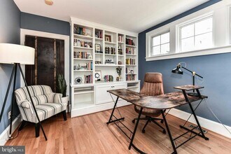 904 Park Ave in Falls Church, VA - Building Photo - Building Photo