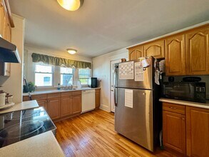 621-623 Washington Ave in Portland, ME - Building Photo - Building Photo
