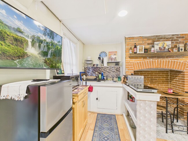 260 North St in Harrisburg, PA - Building Photo - Building Photo