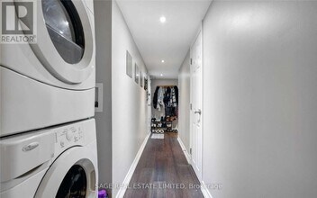 95 Hillsdale Ave E in Toronto, ON - Building Photo - Building Photo