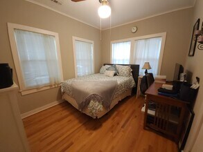 493 Fritz Ct in Fayetteville, AR - Building Photo - Building Photo