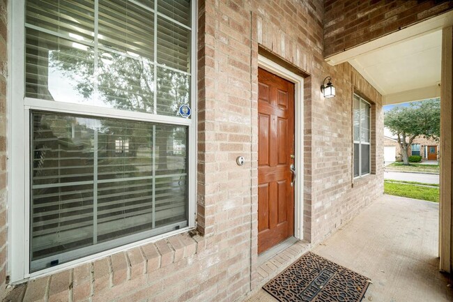 9515 Tolken Way in Sugar Land, TX - Building Photo - Building Photo