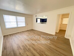 2736 Chevy Chase Dr in Montgomery, AL - Building Photo - Building Photo