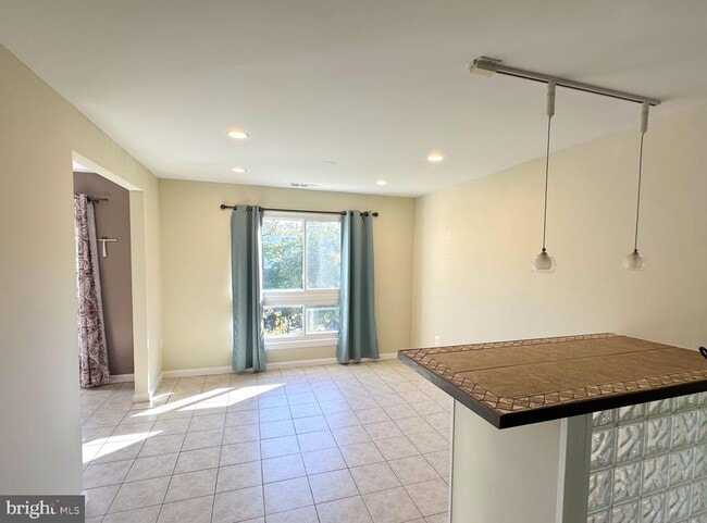 property at 3940 Bel Pre Rd