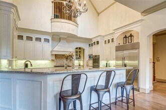 1819 Broken Bend Dr in Westlake, TX - Building Photo - Building Photo