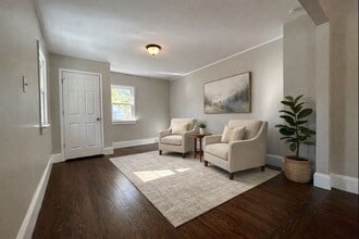 217 Skyland Ave in Charlotte, NC - Building Photo - Building Photo